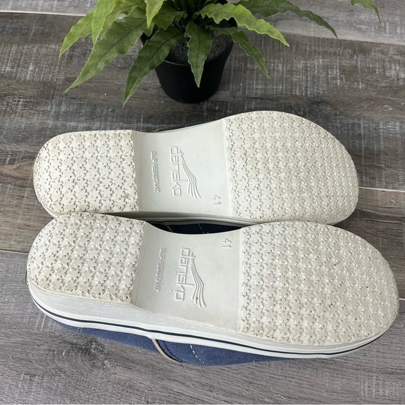 DANSKO Vegan Blue Fabric White Rubber Slip Resistant Mules Size EU 41 US 10.5-11 - Picture 13 of 14